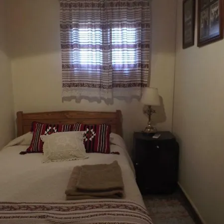 The Pomegranate's House 別荘 Ephtagonia