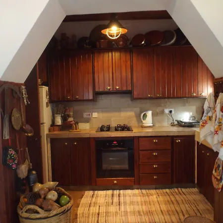 別荘 The Pomegranate's House *