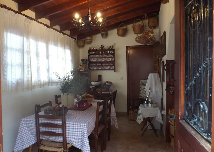 The Pomegranate's House Ferienhaus Ephtagonia