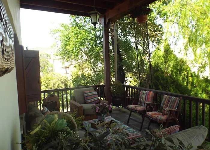 The Pomegranate's House